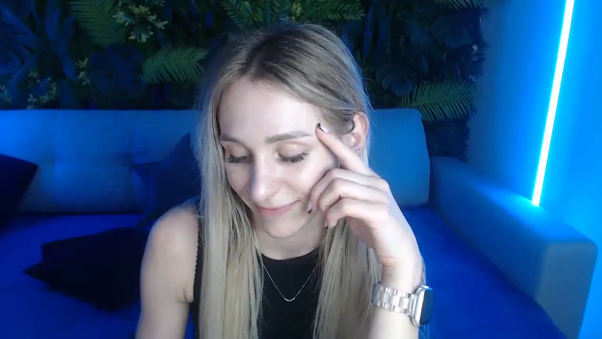 Gallery image thumbnail from Horny_Blond's myfreecams stream on, 05/31/2024, 12:21 image 4 of 20