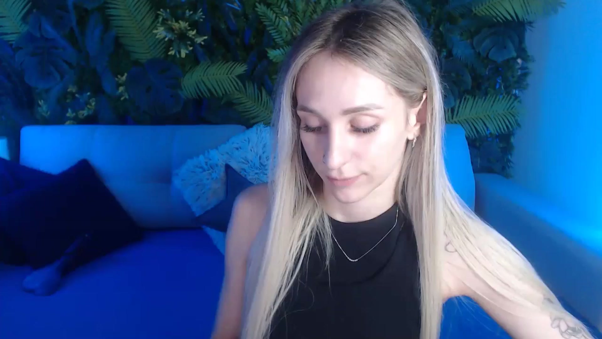 Gallery image thumbnail from Horny_Blond's myfreecams stream on, 06/02/2024, 08:48 image 8 of 20