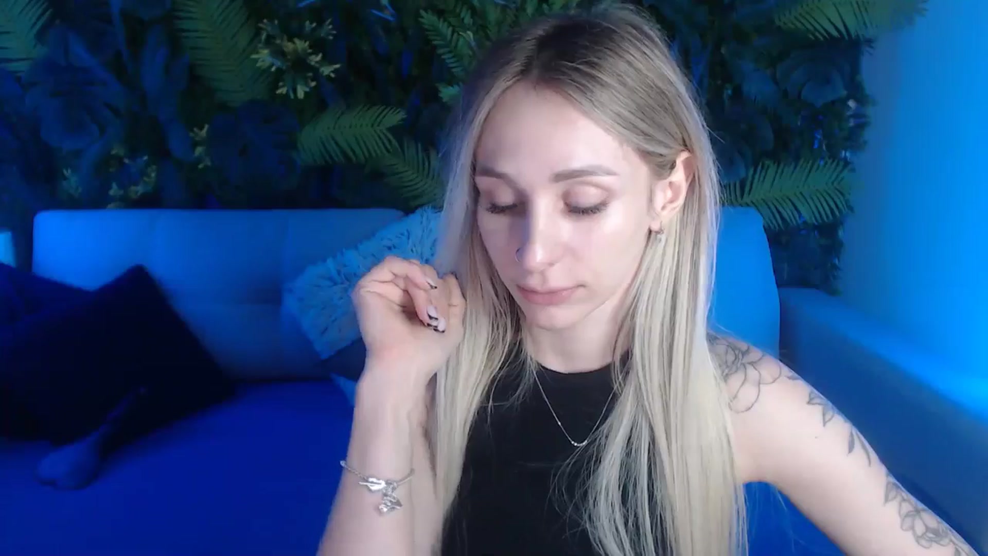 Gallery image thumbnail from Horny_Blond's myfreecams stream on, 06/02/2024, 08:48 image 19 of 20