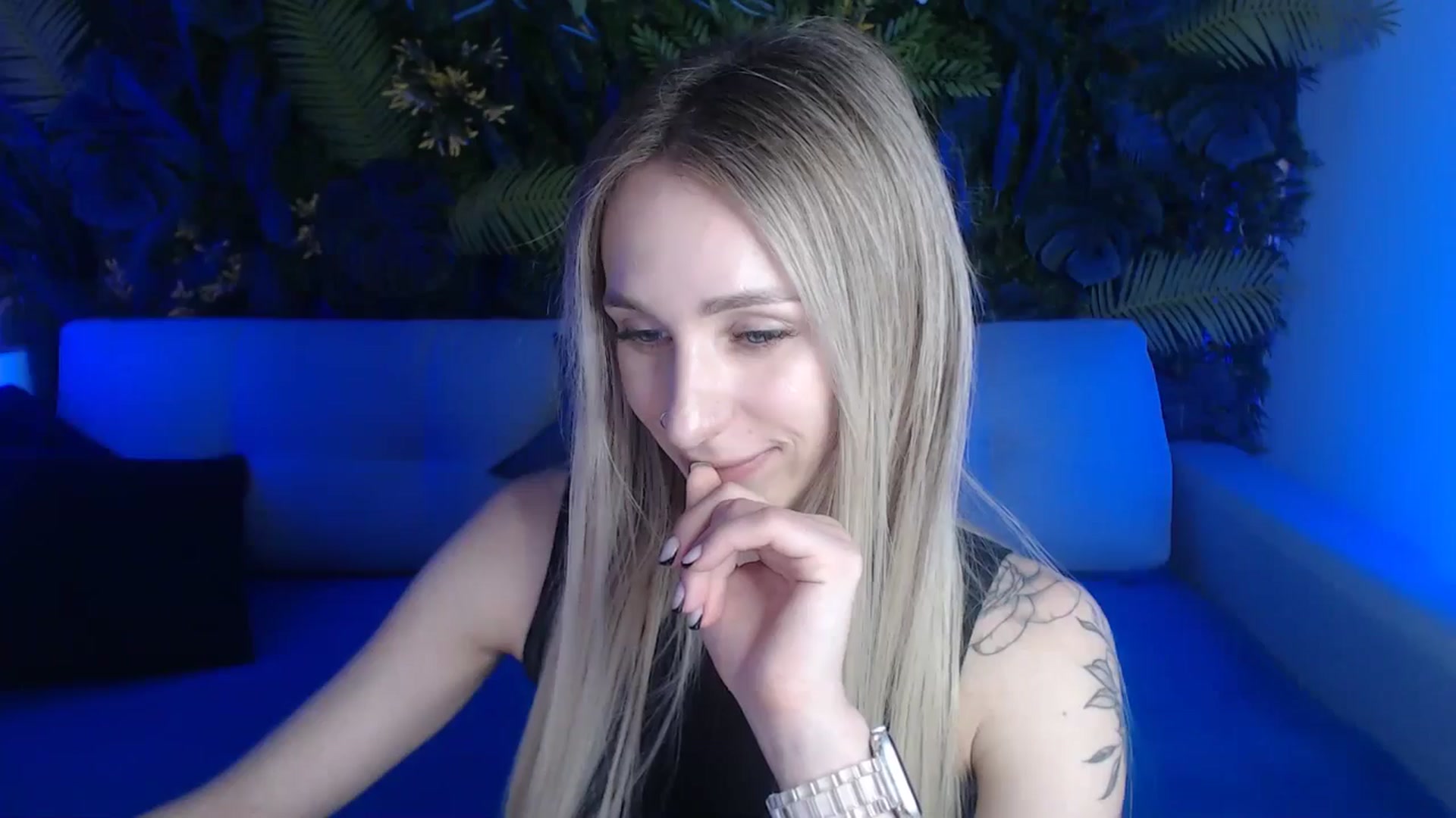 Gallery image thumbnail from Horny_Blond's myfreecams stream on, 06/03/2024, 08:35 image 15 of 20