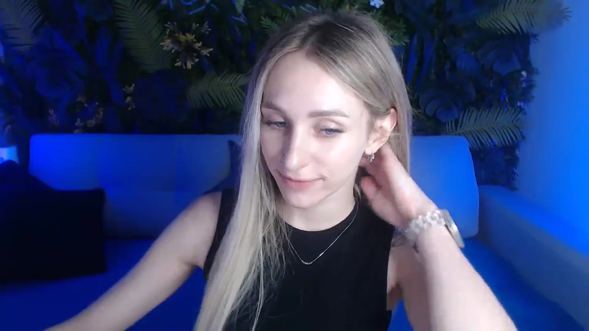 Gallery image thumbnail from Horny_Blond's myfreecams stream on, 06/03/2024, 08:35 image 9 of 20