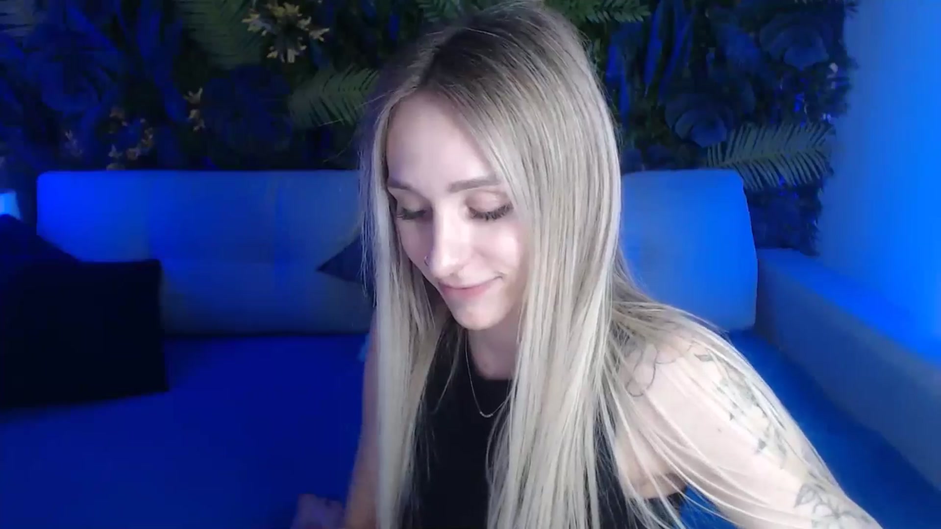 Gallery image thumbnail from Horny_Blond's myfreecams stream on, 06/03/2024, 08:35 image 19 of 20