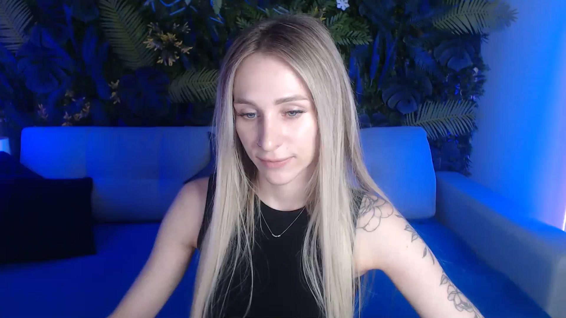 Gallery image thumbnail from Horny_Blond's myfreecams stream on, 06/03/2024, 08:35 image 1 of 20