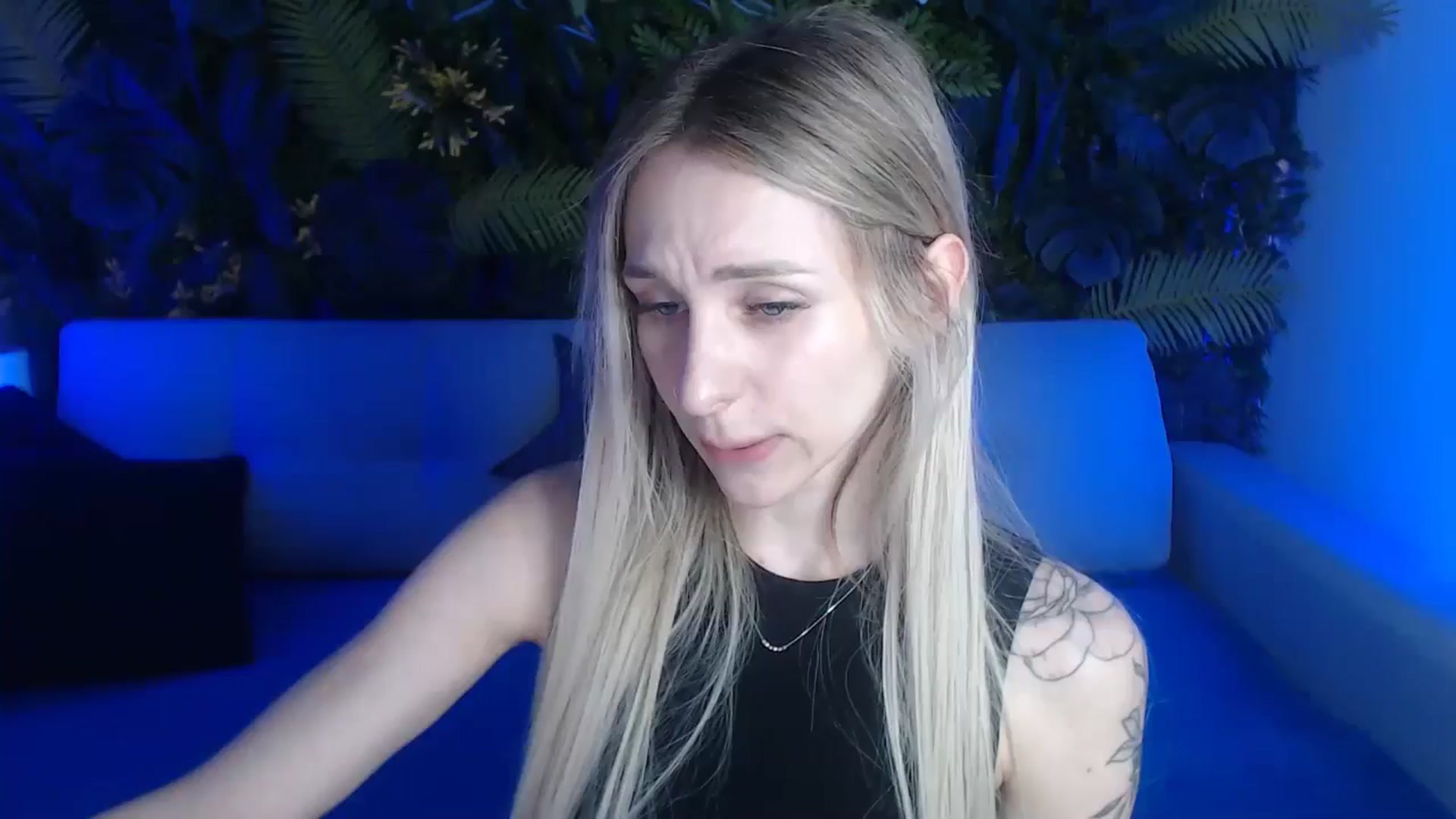 Gallery image thumbnail from Horny_Blond's myfreecams stream on, 06/03/2024, 08:35 image 17 of 20