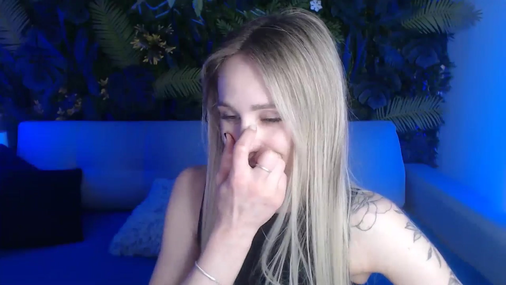 Gallery image thumbnail from Horny_Blond's myfreecams stream on, 06/03/2024, 09:10 image 7 of 20