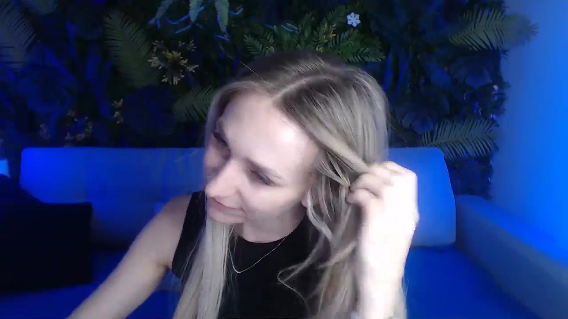 Gallery image thumbnail from Horny_Blond's myfreecams stream on, 06/03/2024, 09:10 image 13 of 20