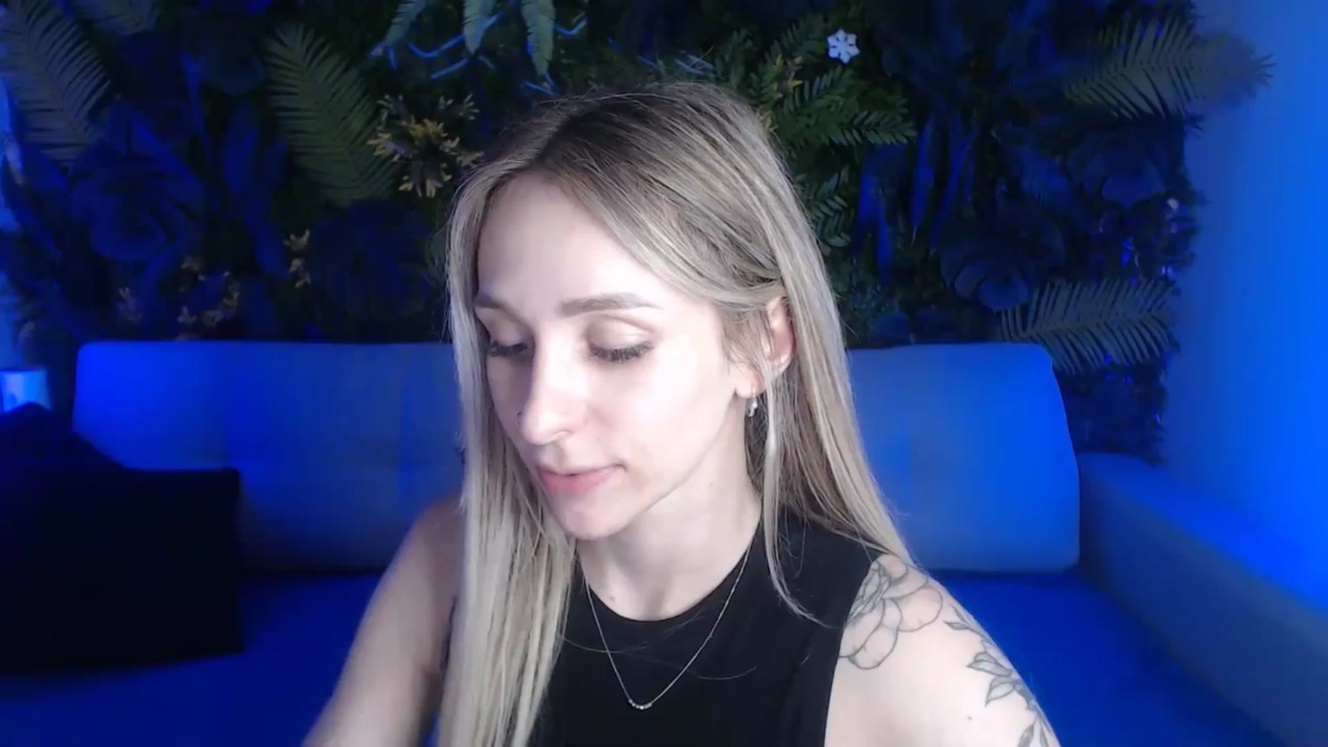 Gallery image thumbnail from Horny_Blond's myfreecams stream on, 06/03/2024, 10:09 image 6 of 20