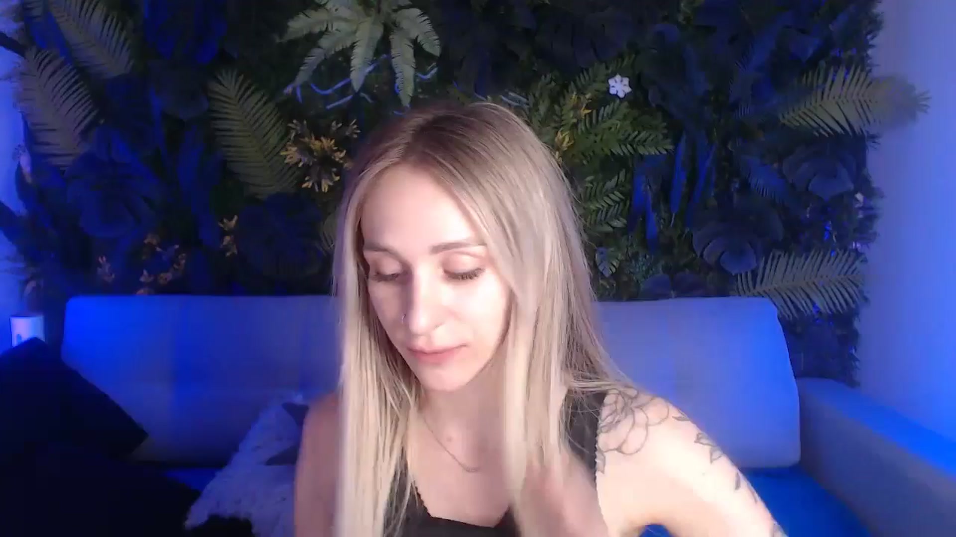 Gallery image thumbnail from Horny_Blond's myfreecams stream on, 06/03/2024, 11:59 image 1 of 20