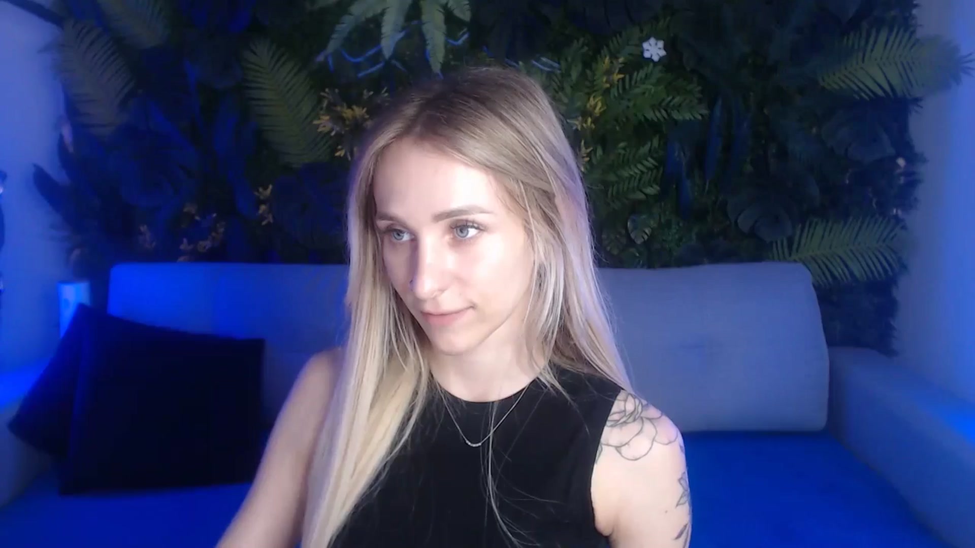 Gallery image thumbnail from Horny_Blond's myfreecams stream on, 06/04/2024, 08:38 image 9 of 20