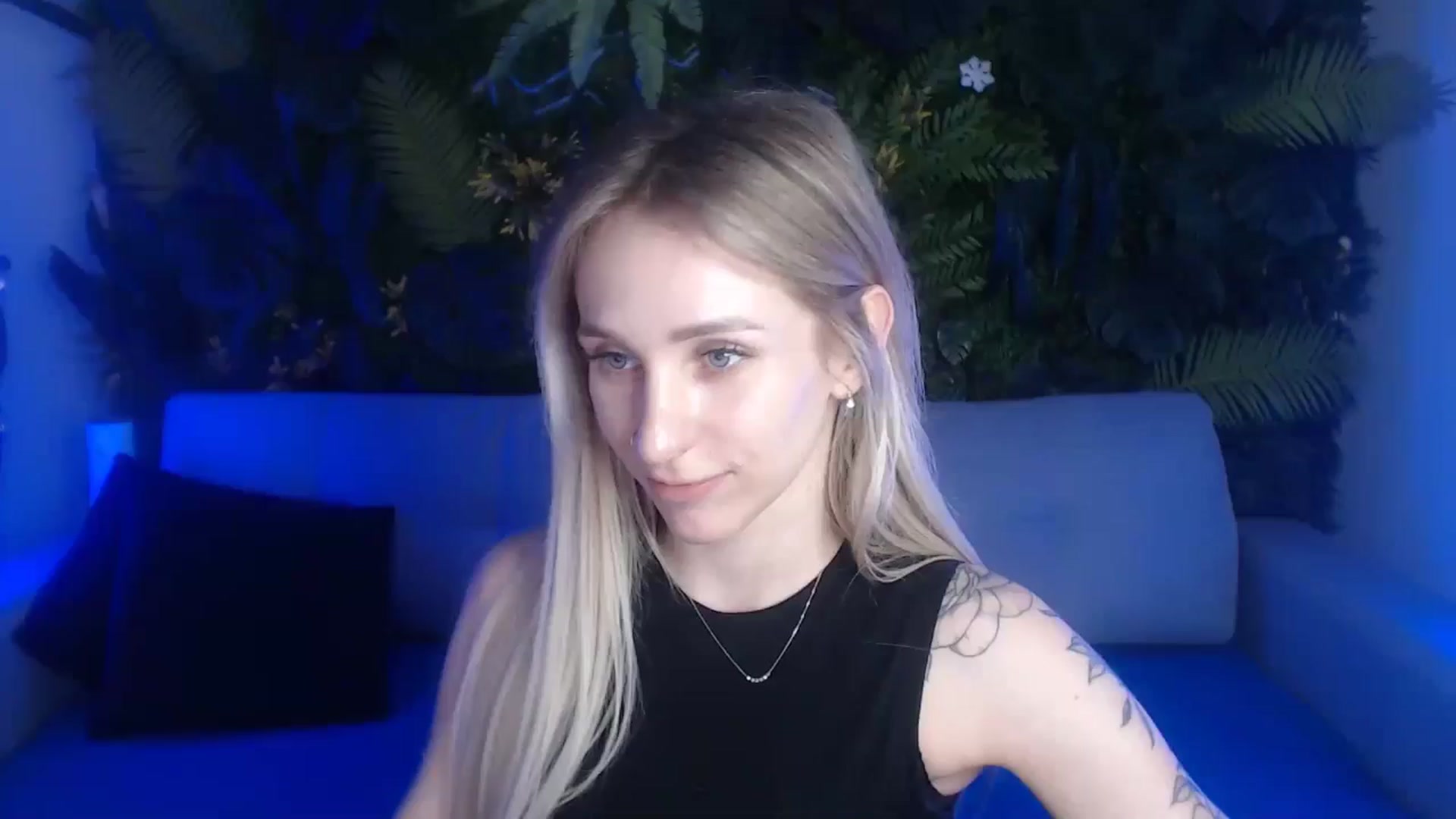 Gallery image thumbnail from Horny_Blond's myfreecams stream on, 06/04/2024, 08:38 image 13 of 20