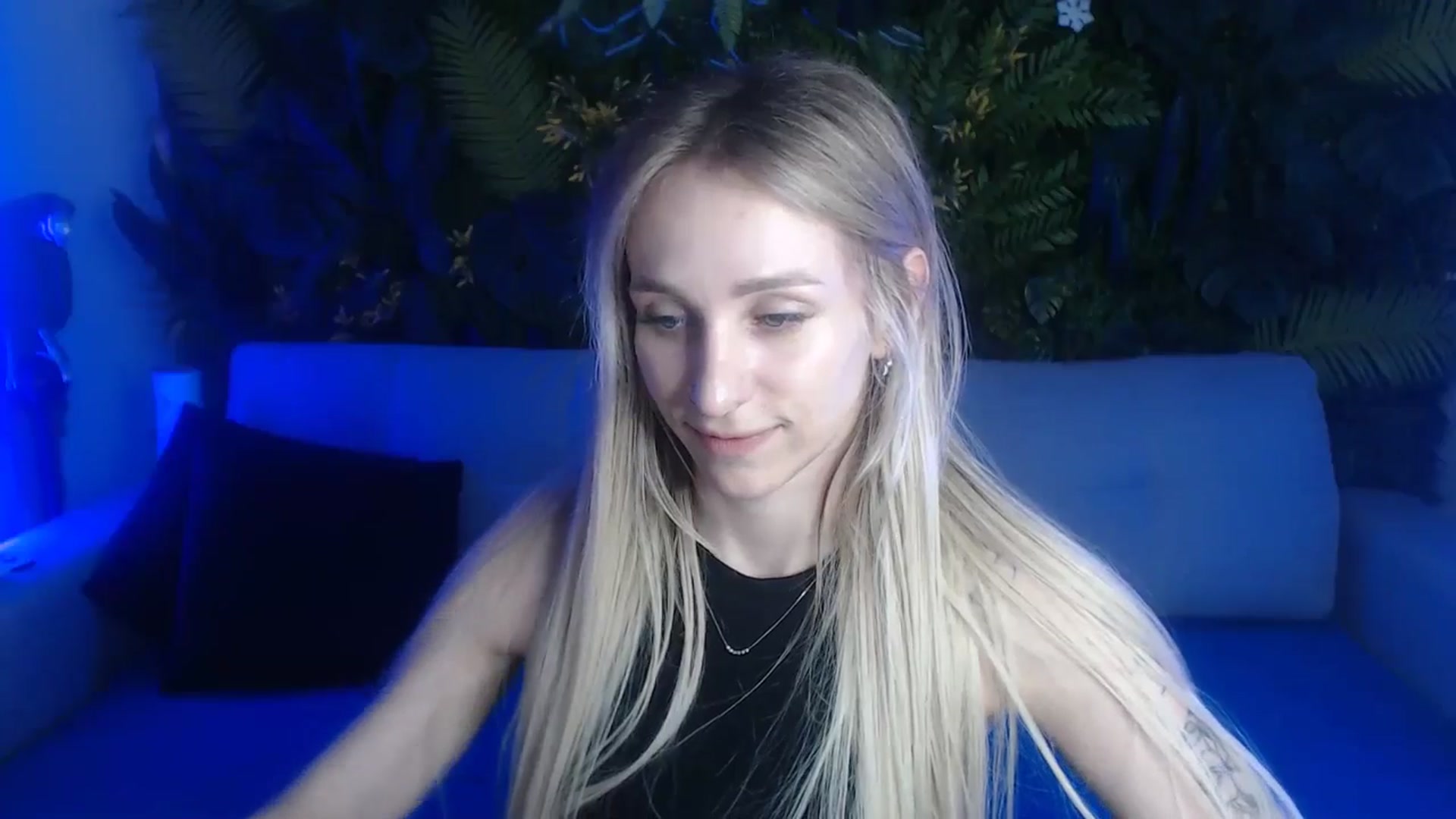 Gallery image thumbnail from Horny_Blond's myfreecams stream on, 06/04/2024, 09:22 image 16 of 20