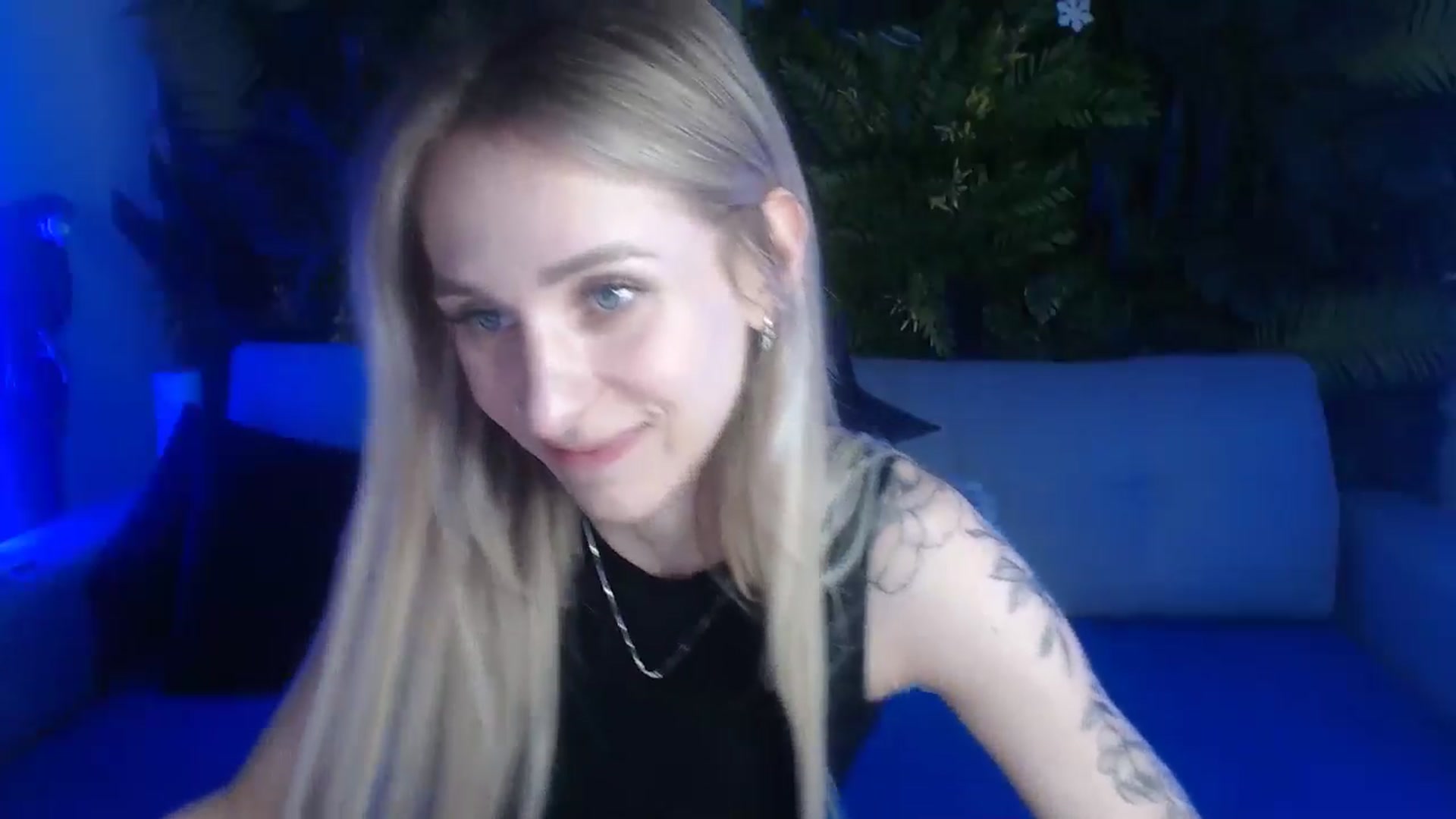 Gallery image thumbnail from Horny_Blond's myfreecams stream on, 06/04/2024, 09:22 image 17 of 20
