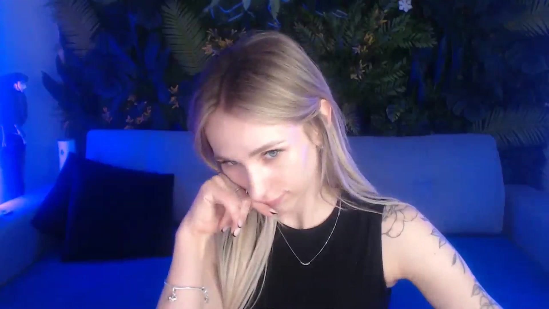 Gallery image thumbnail from Horny_Blond's myfreecams stream on, 06/04/2024, 09:22 image 19 of 20