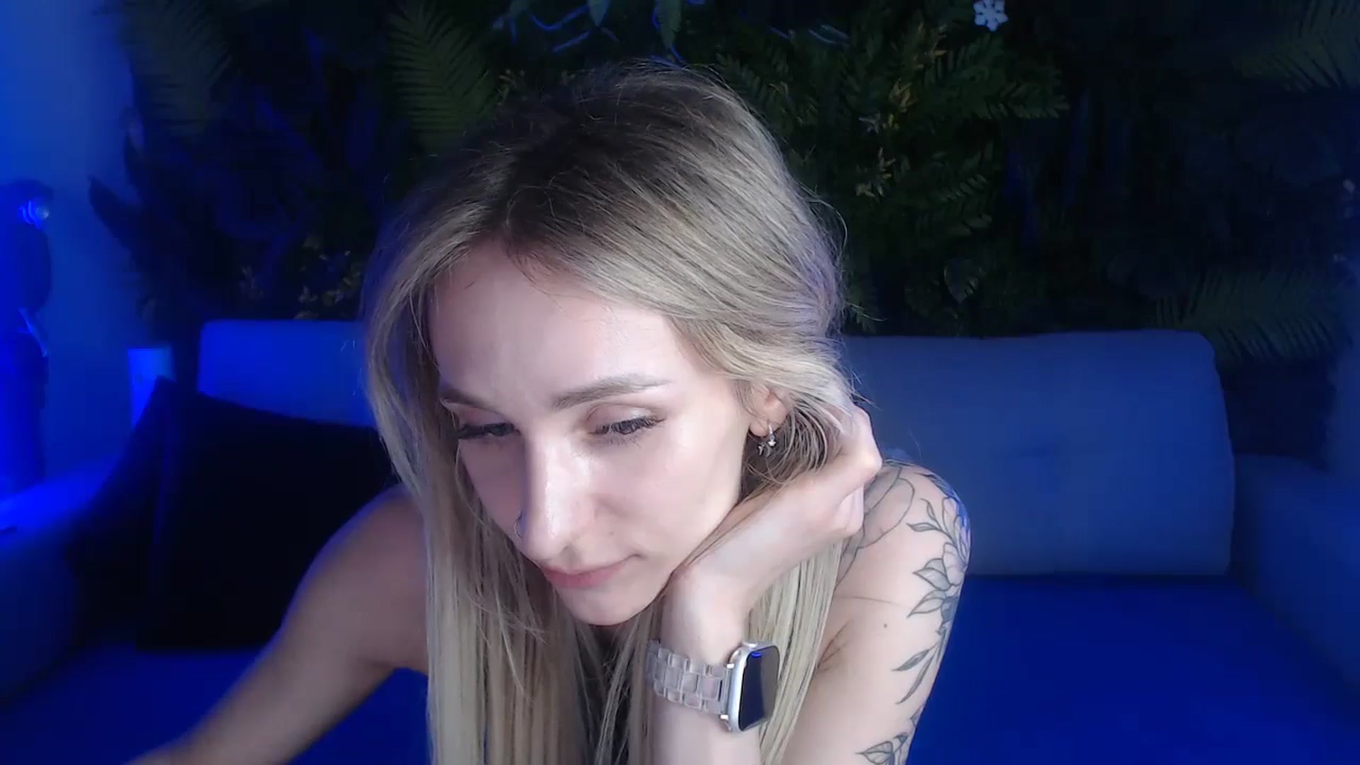 Gallery image thumbnail from Horny_Blond's myfreecams stream on, 06/04/2024, 09:46 image 9 of 20