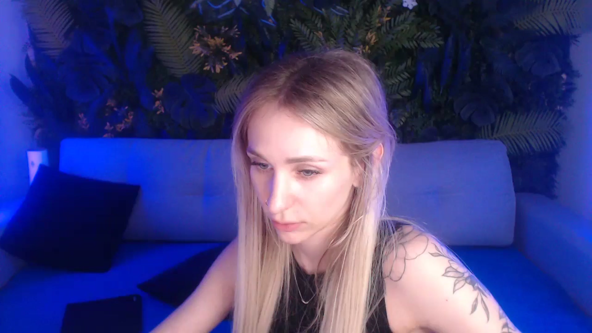 Gallery image thumbnail from Horny_Blond's myfreecams stream on, 06/04/2024, 11:54 image 17 of 20