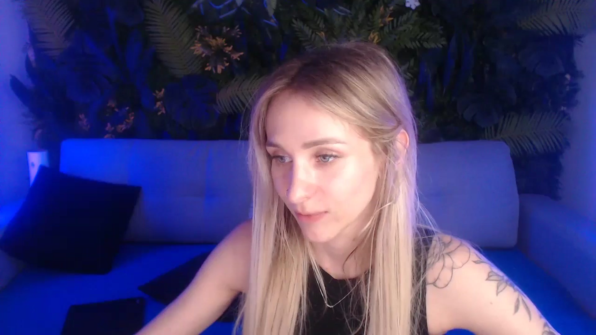 Gallery image thumbnail from Horny_Blond's myfreecams stream on, 06/04/2024, 11:54 image 16 of 20