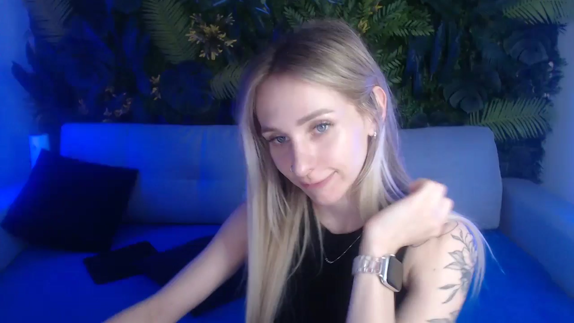Gallery image thumbnail from Horny_Blond's myfreecams stream on, 06/04/2024, 11:54 image 1 of 20