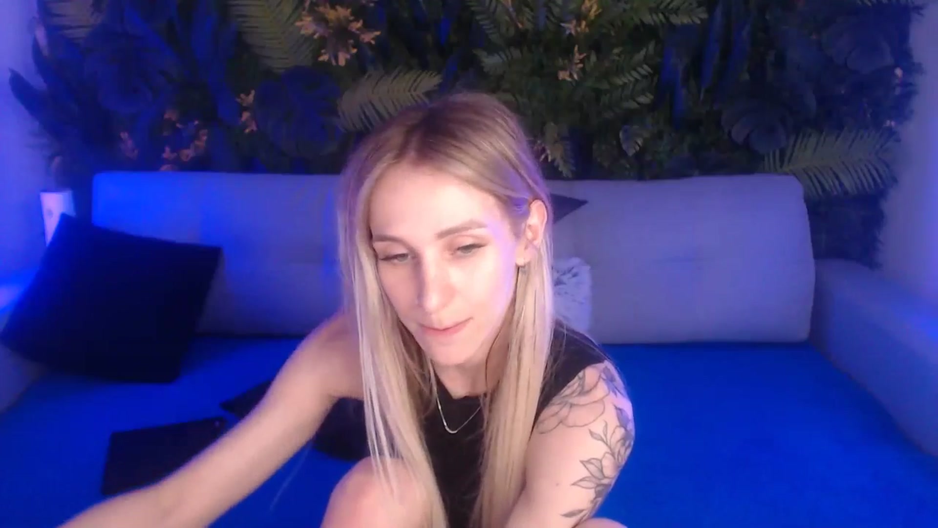 Gallery image thumbnail from Horny_Blond's myfreecams stream on, 06/04/2024, 13:06 image 4 of 20