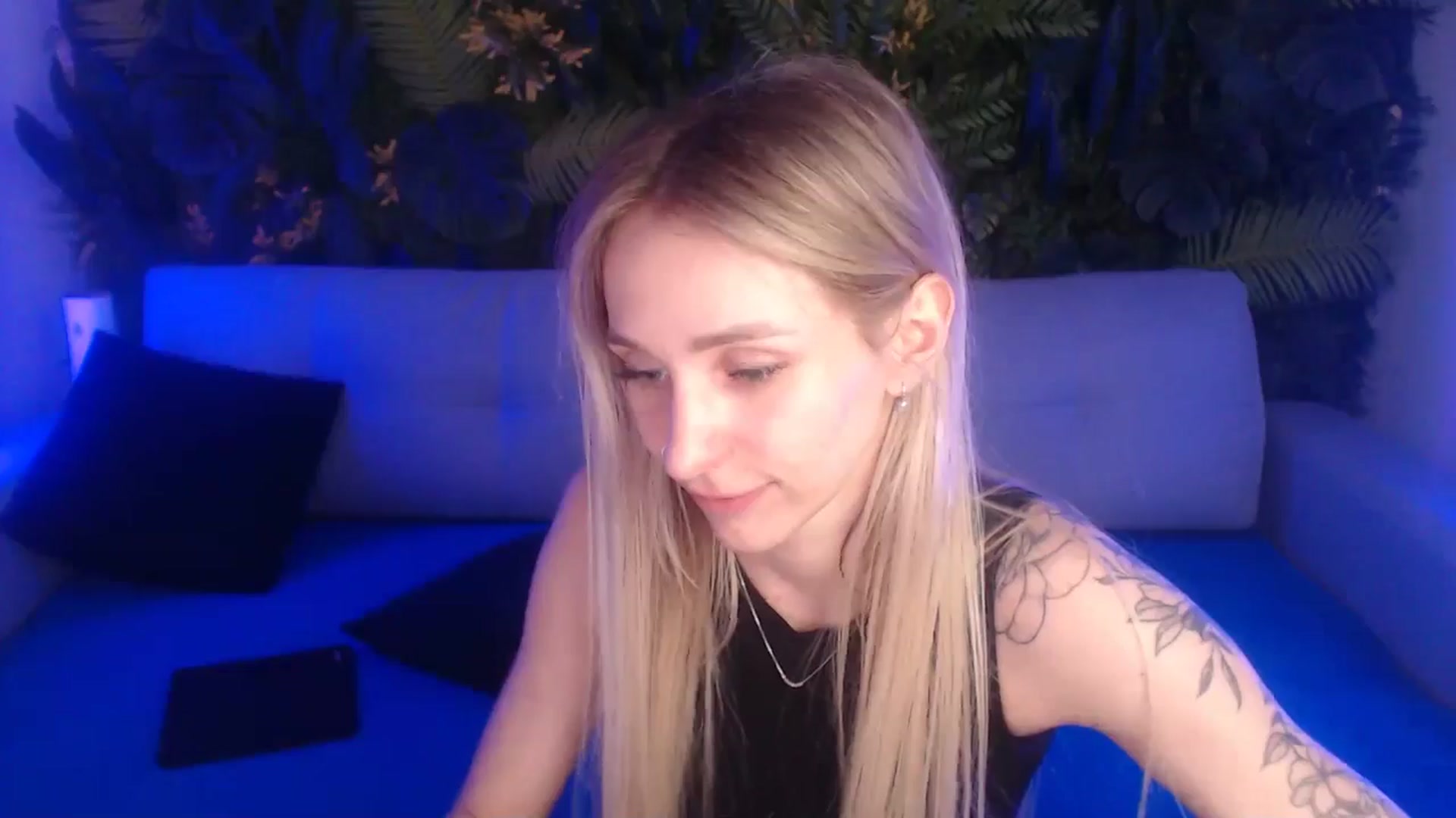 Gallery image thumbnail from Horny_Blond's myfreecams stream on, 06/04/2024, 13:06 image 5 of 20