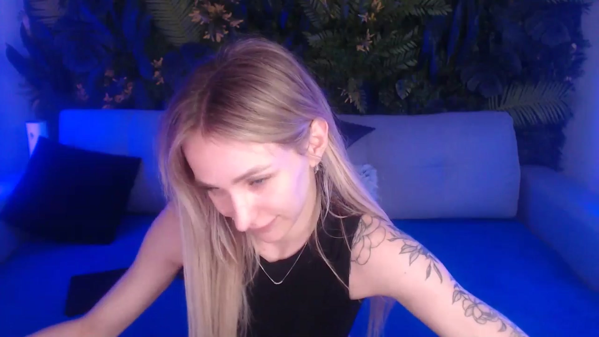 Gallery image thumbnail from Horny_Blond's myfreecams stream on, 06/04/2024, 13:06 image 8 of 20