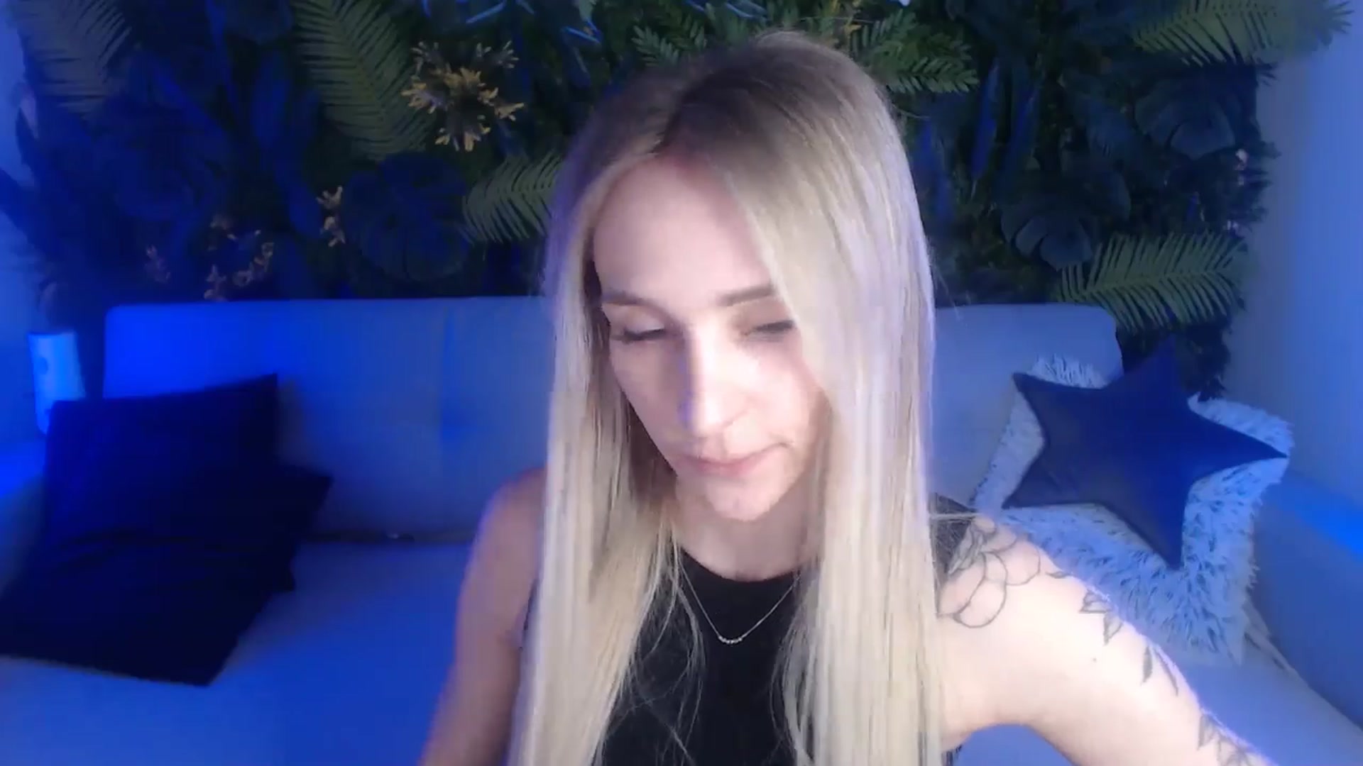 Gallery image thumbnail from Horny_Blond's myfreecams stream on, 06/05/2024, 09:39 image 8 of 20