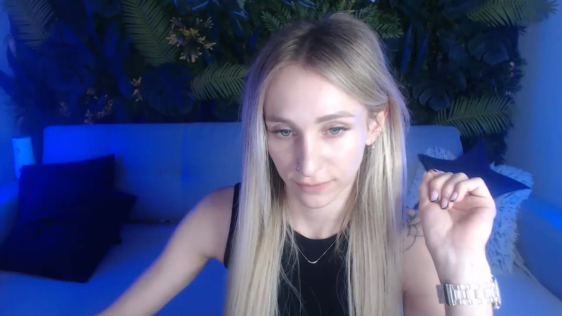 Gallery image thumbnail from Horny_Blond's myfreecams stream on, 06/05/2024, 09:39 image 4 of 20