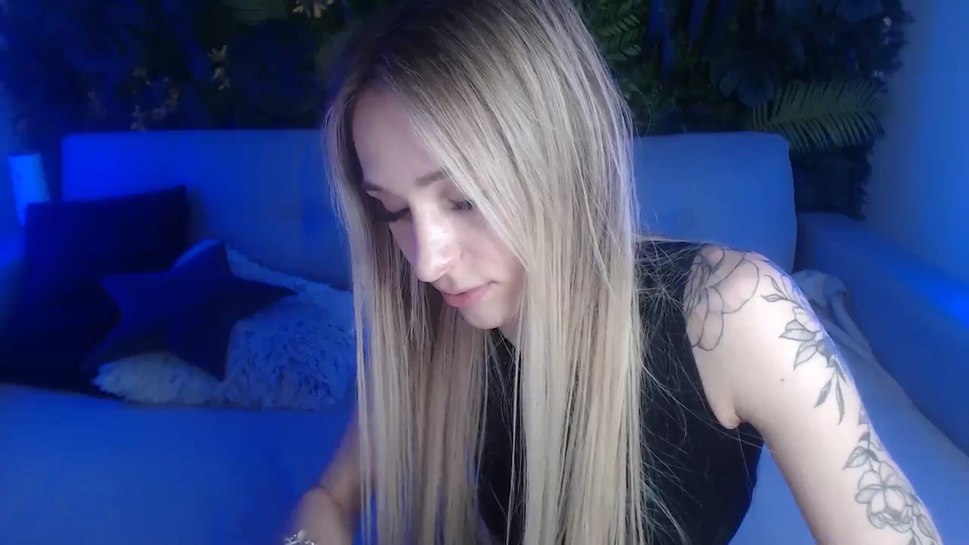 Gallery image thumbnail from Horny_Blond's myfreecams stream on, 06/05/2024, 11:20 image 5 of 20