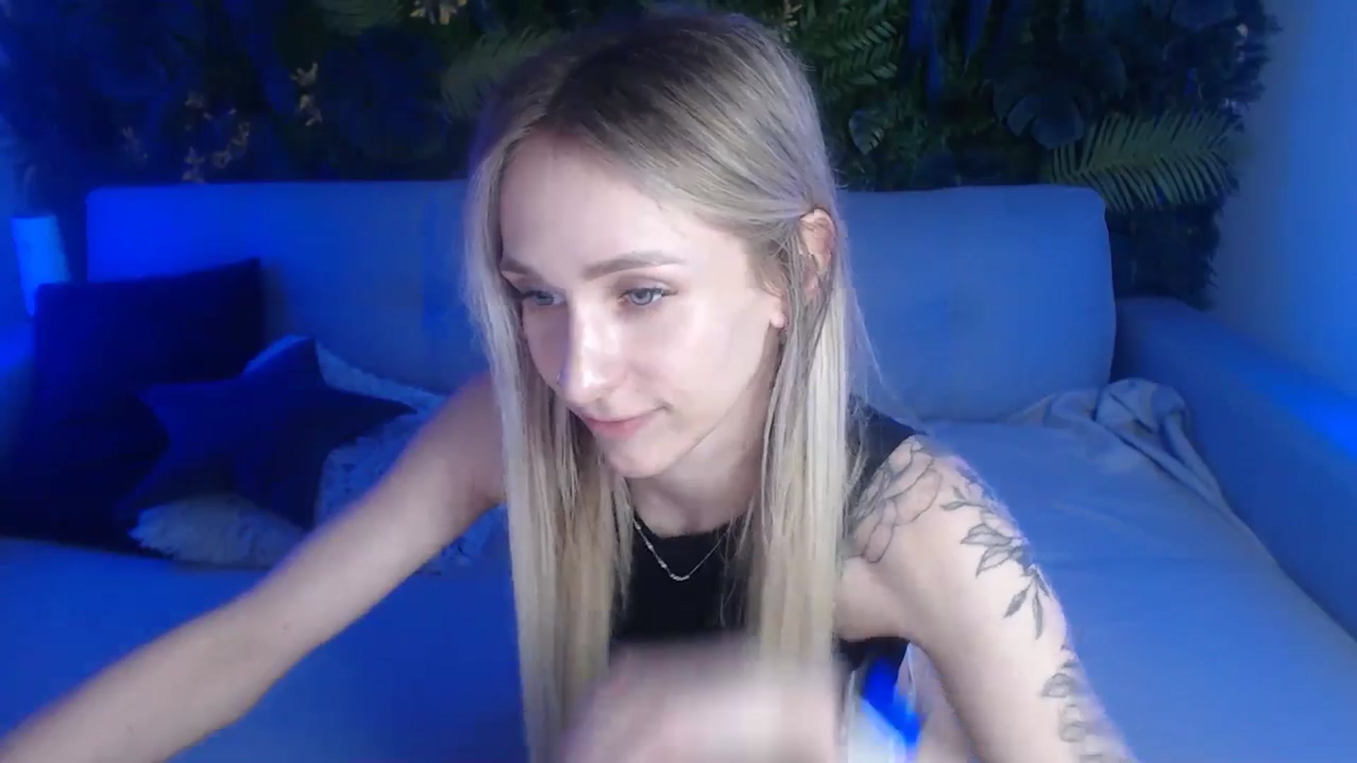 Gallery image thumbnail from Horny_Blond's myfreecams stream on, 06/05/2024, 11:20 image 6 of 20