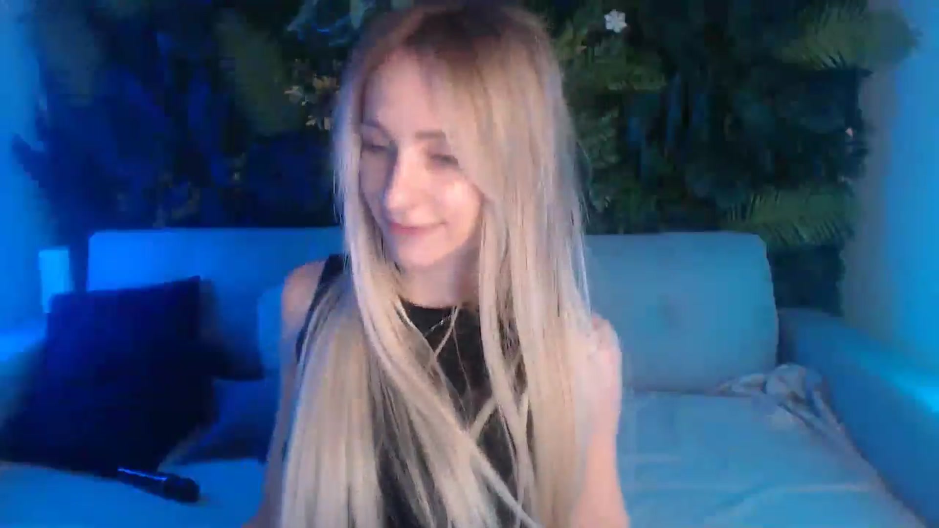 Gallery image thumbnail from Horny_Blond's myfreecams stream on, 06/05/2024, 12:39 image 7 of 20