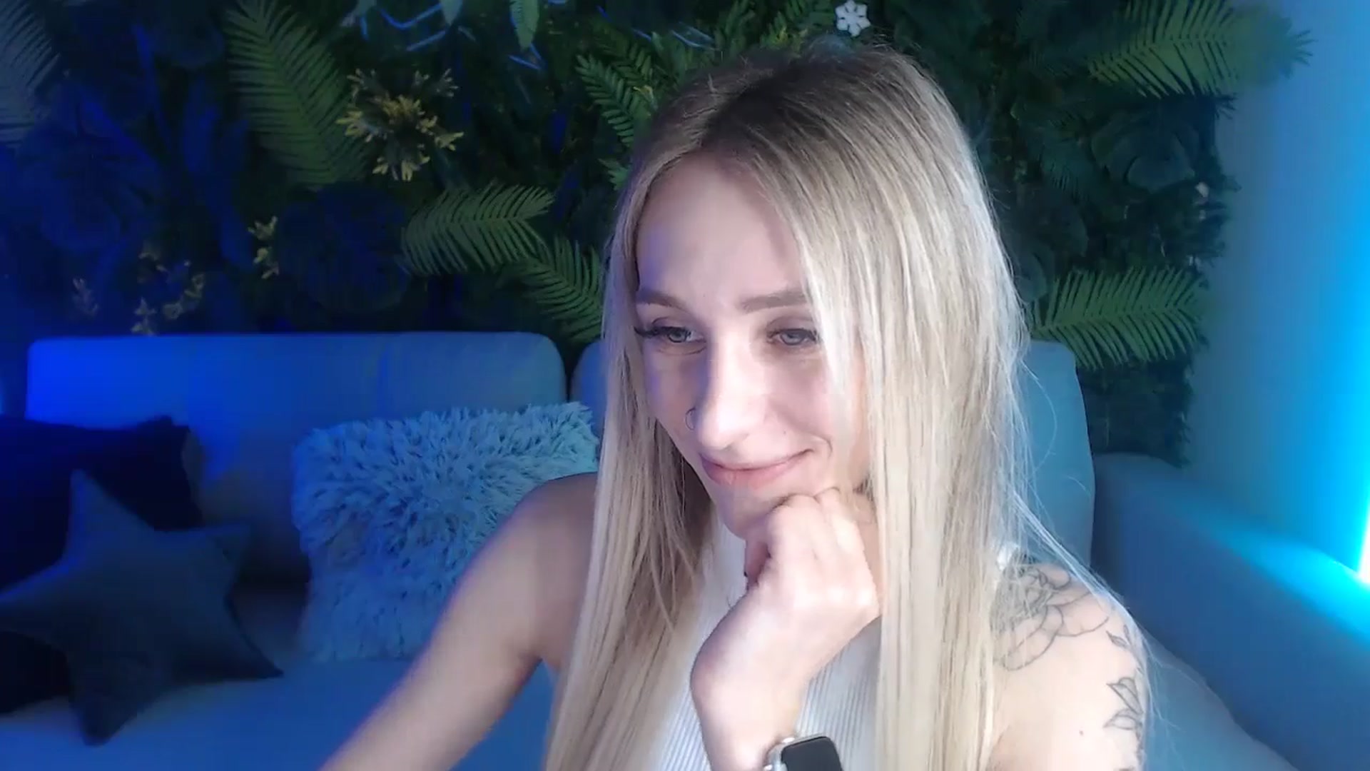 Gallery image thumbnail from Horny_Blond's myfreecams stream on, 06/07/2024, 08:39 image 8 of 20