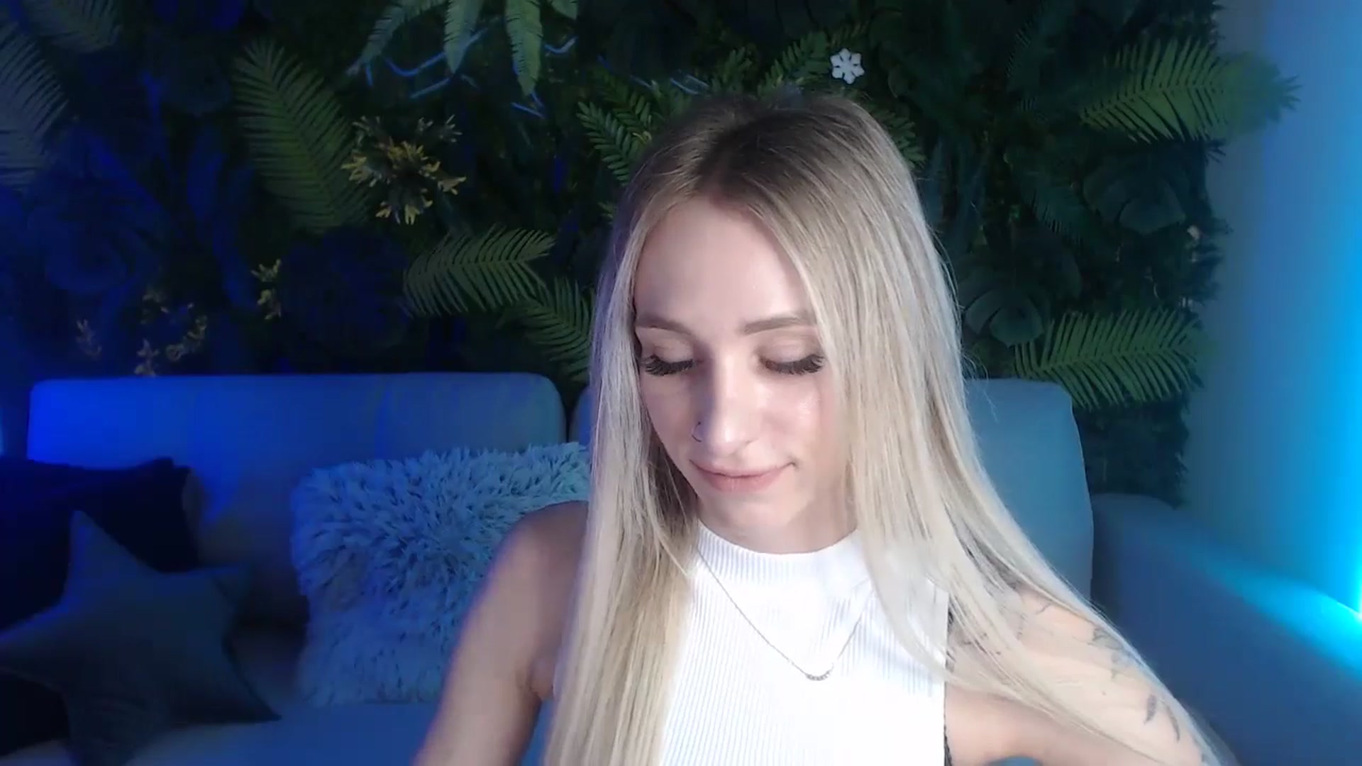 Gallery image thumbnail from Horny_Blond's myfreecams stream on, 06/07/2024, 08:39 image 2 of 20
