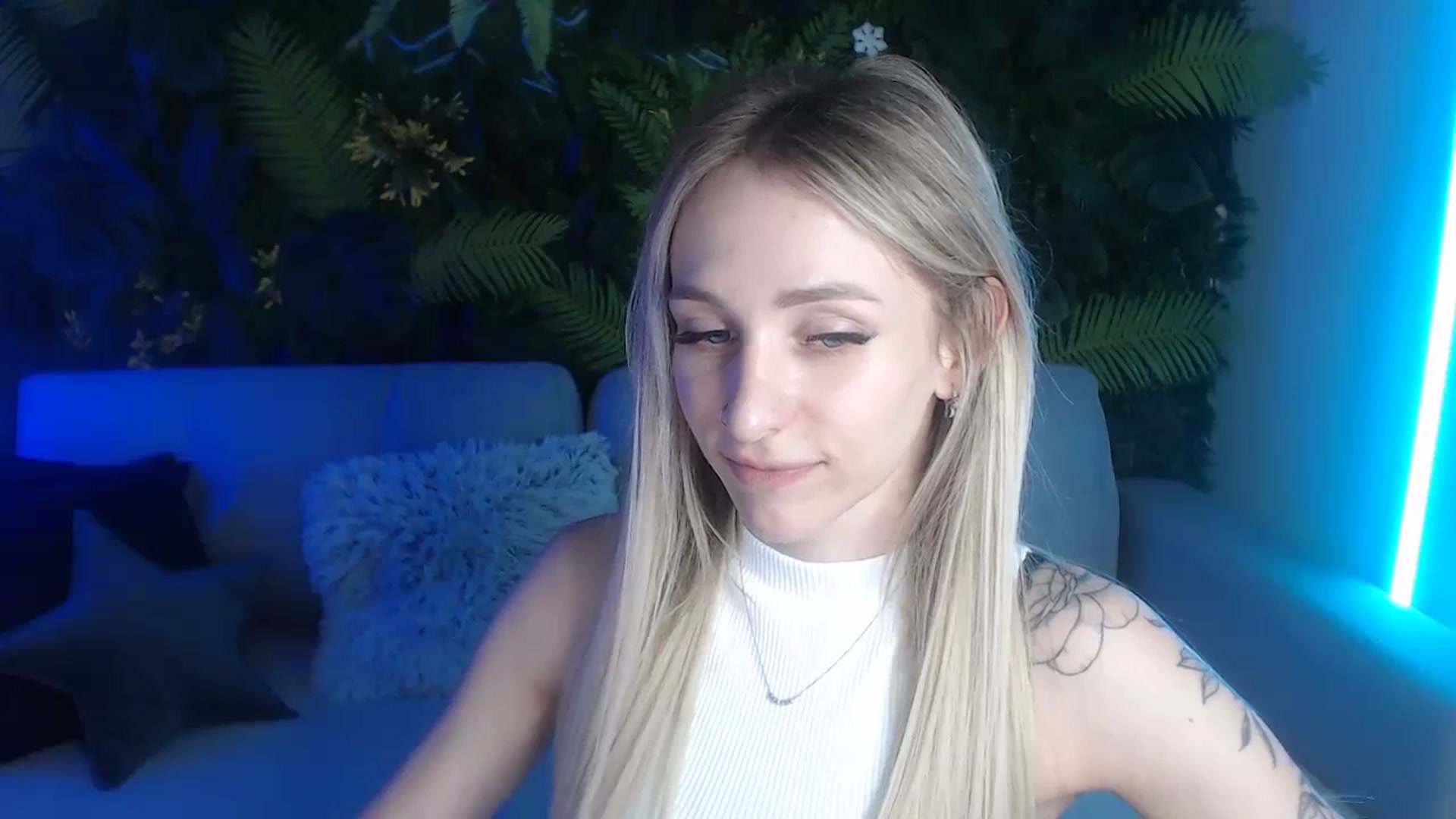 Gallery image thumbnail from Horny_Blond's myfreecams stream on, 06/07/2024, 09:11 image 7 of 20
