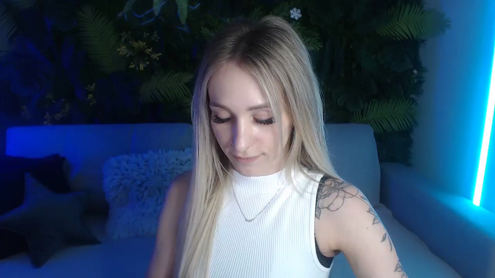 Gallery image thumbnail from Horny_Blond's myfreecams stream on, 06/07/2024, 09:11 image 5 of 20