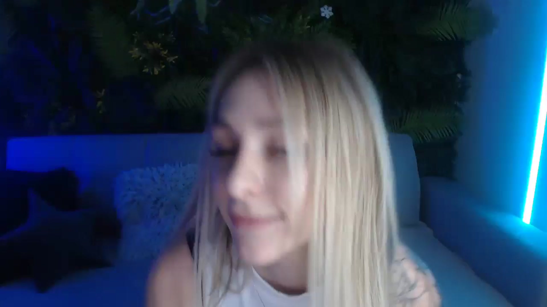 Gallery image thumbnail from Horny_Blond's myfreecams stream on, 06/07/2024, 09:11 image 3 of 20