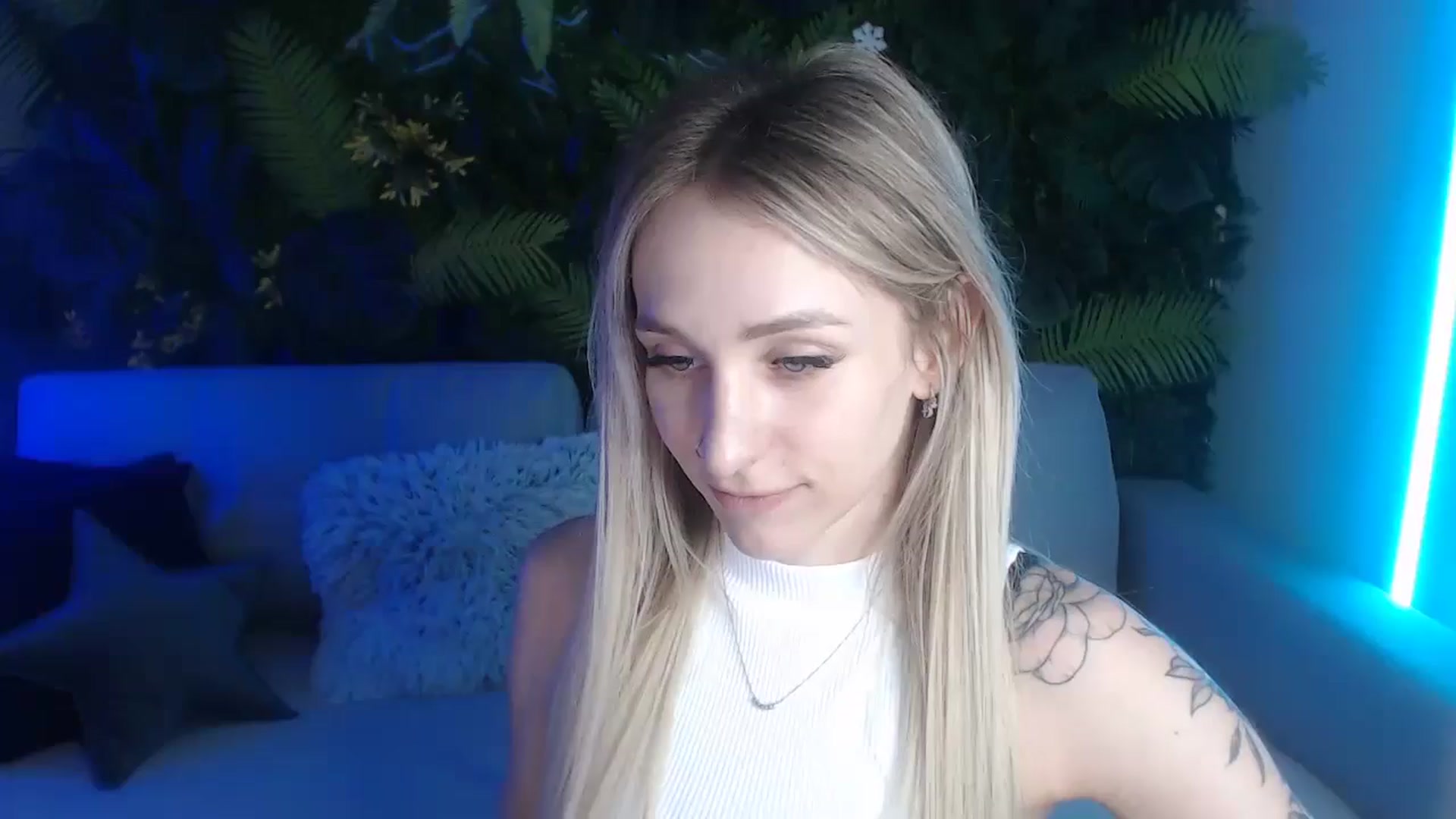 Gallery image thumbnail from Horny_Blond's myfreecams stream on, 06/07/2024, 09:11 image 8 of 20