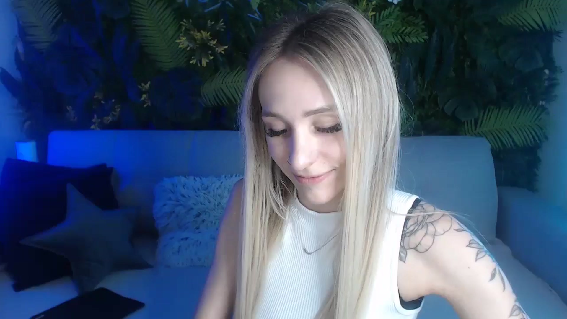 Gallery image thumbnail from Horny_Blond's myfreecams stream on, 06/07/2024, 09:57 image 1 of 20