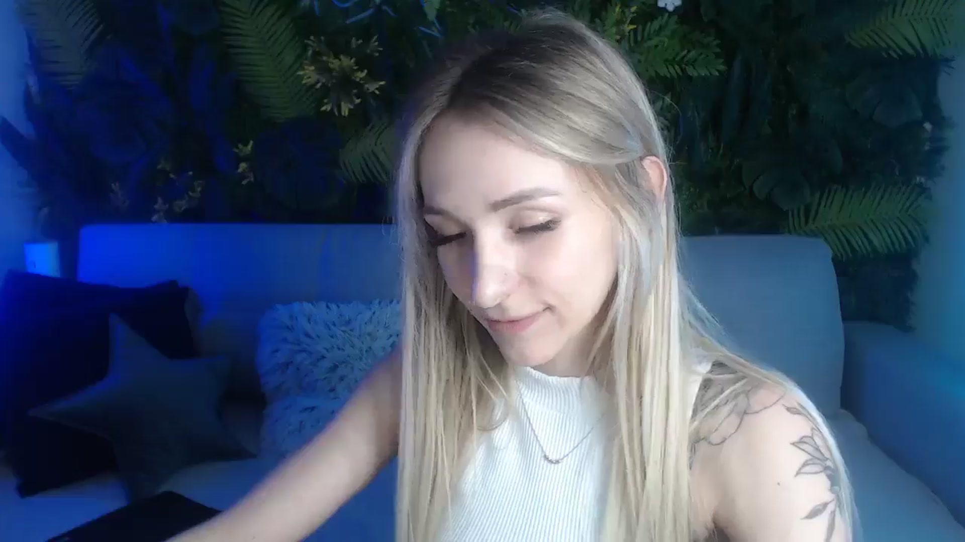 Gallery image thumbnail from Horny_Blond's myfreecams stream on, 06/07/2024, 09:57 image 4 of 20