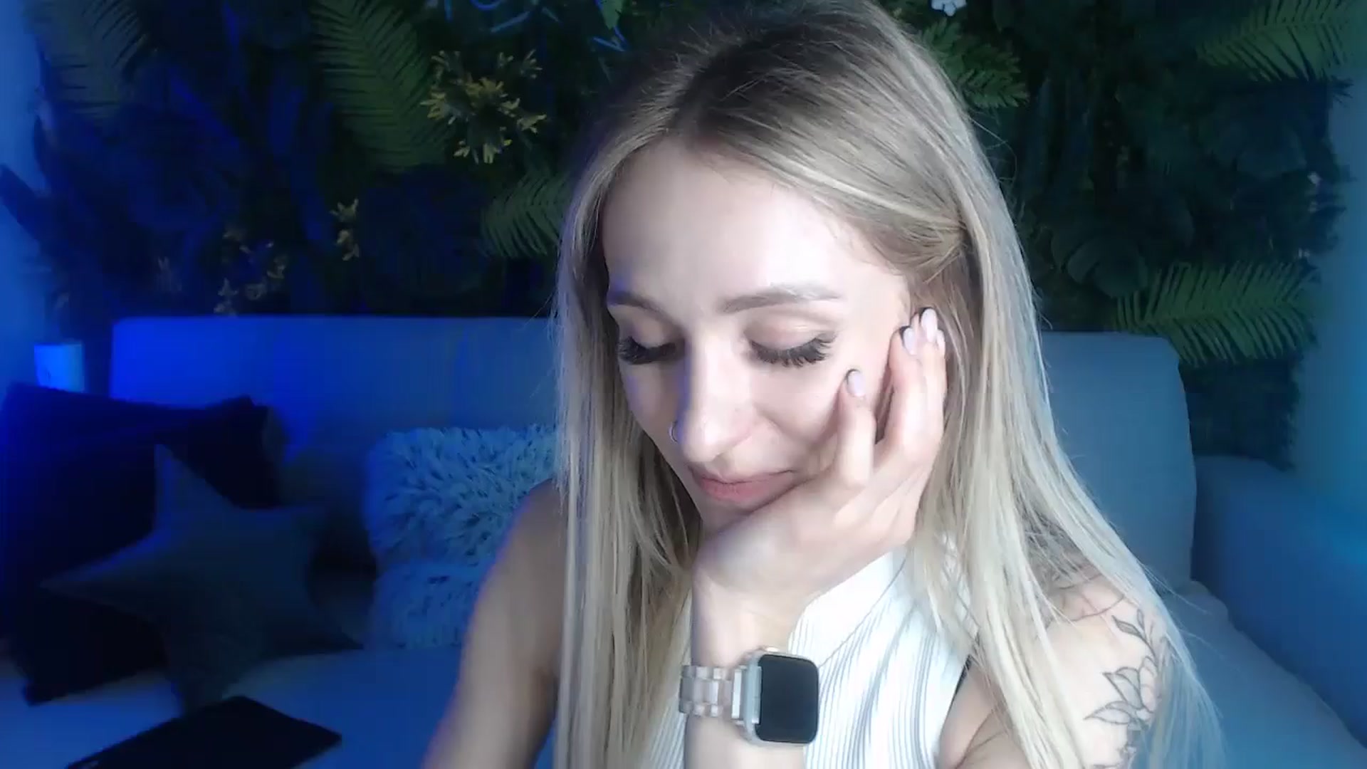 Gallery image thumbnail from Horny_Blond's myfreecams stream on, 06/07/2024, 09:57 image 8 of 20