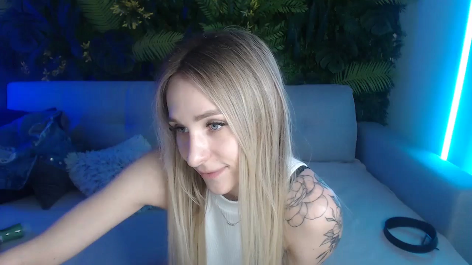 Gallery image thumbnail from Horny_Blond's myfreecams stream on, 06/07/2024, 10:37 image 11 of 20