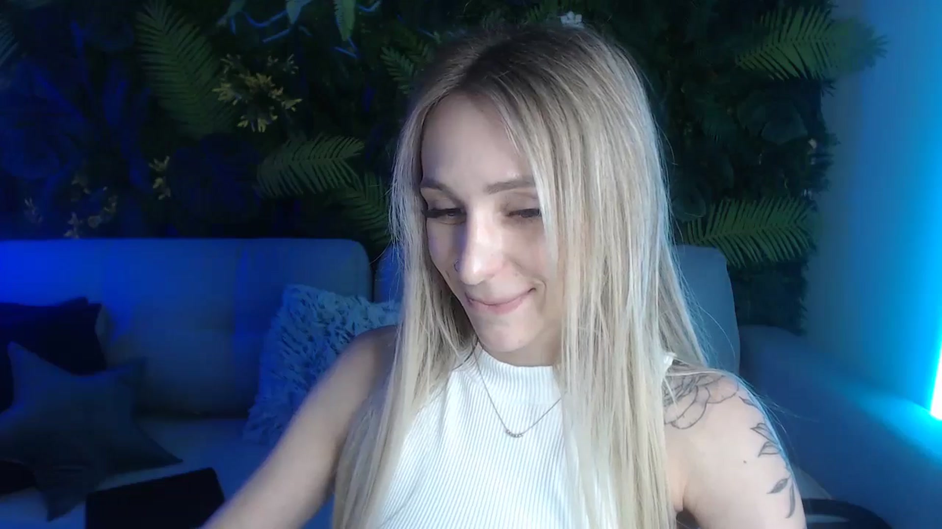 Gallery image thumbnail from Horny_Blond's myfreecams stream on, 06/07/2024, 11:34 image 4 of 20