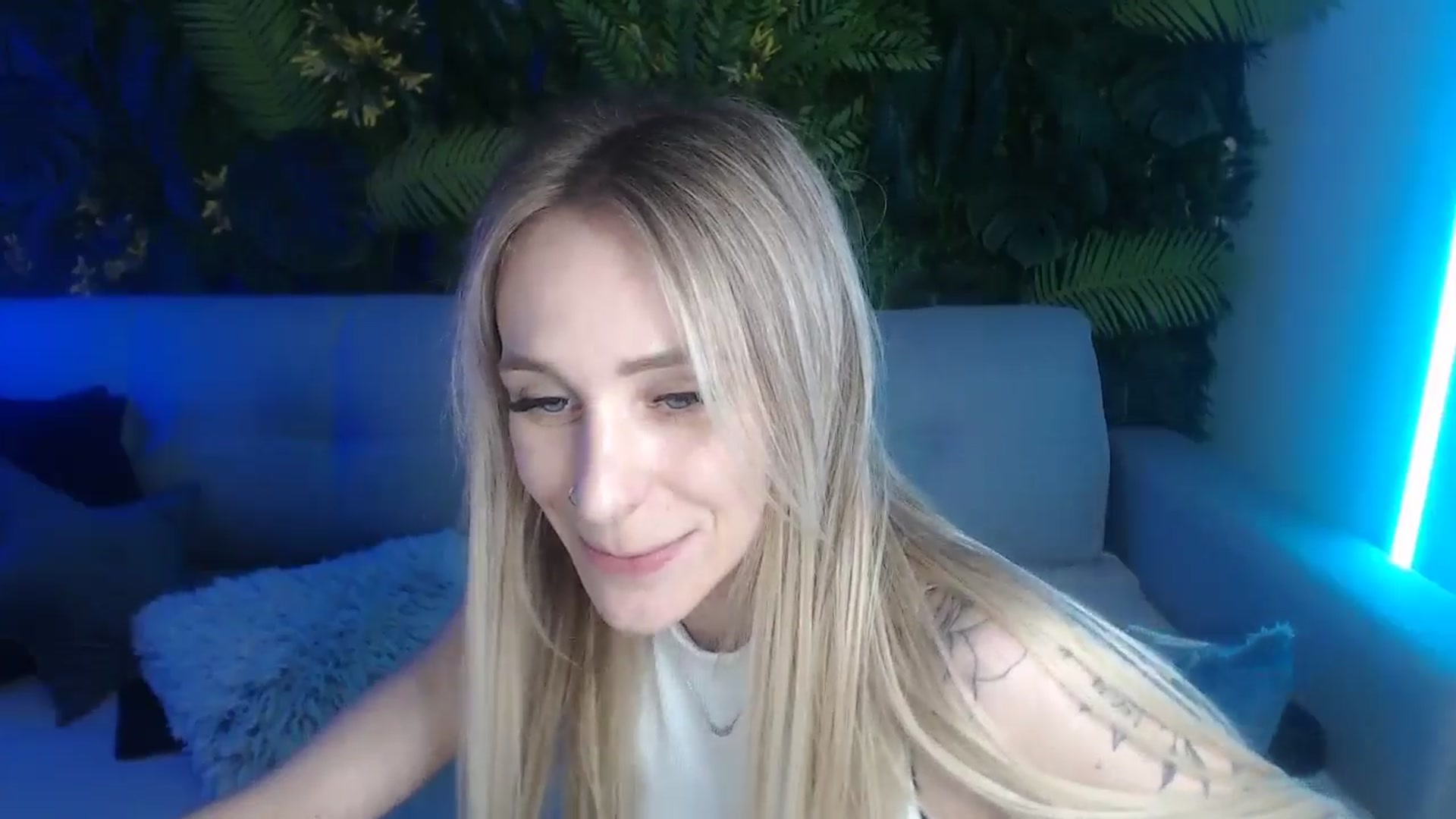 Gallery image thumbnail from Horny_Blond's myfreecams stream on, 06/07/2024, 11:34 image 19 of 20