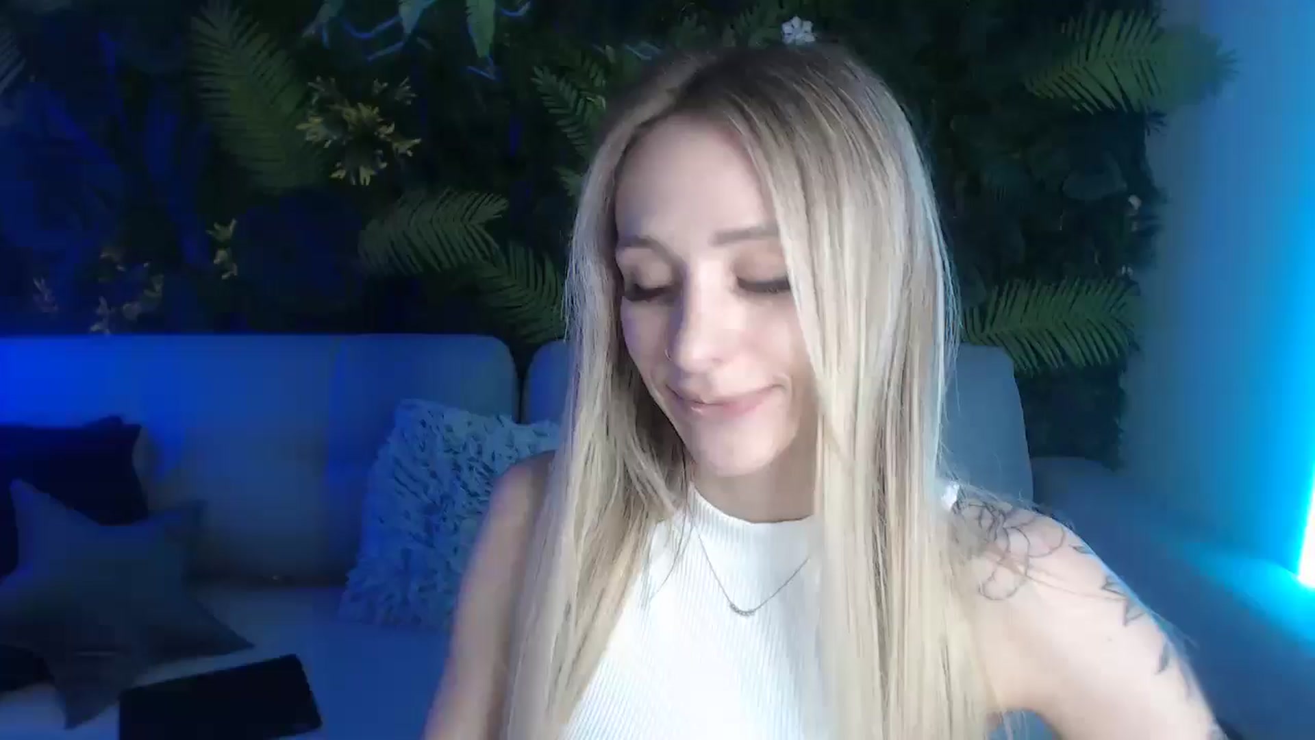 Gallery image thumbnail from Horny_Blond's myfreecams stream on, 06/07/2024, 11:34 image 1 of 20