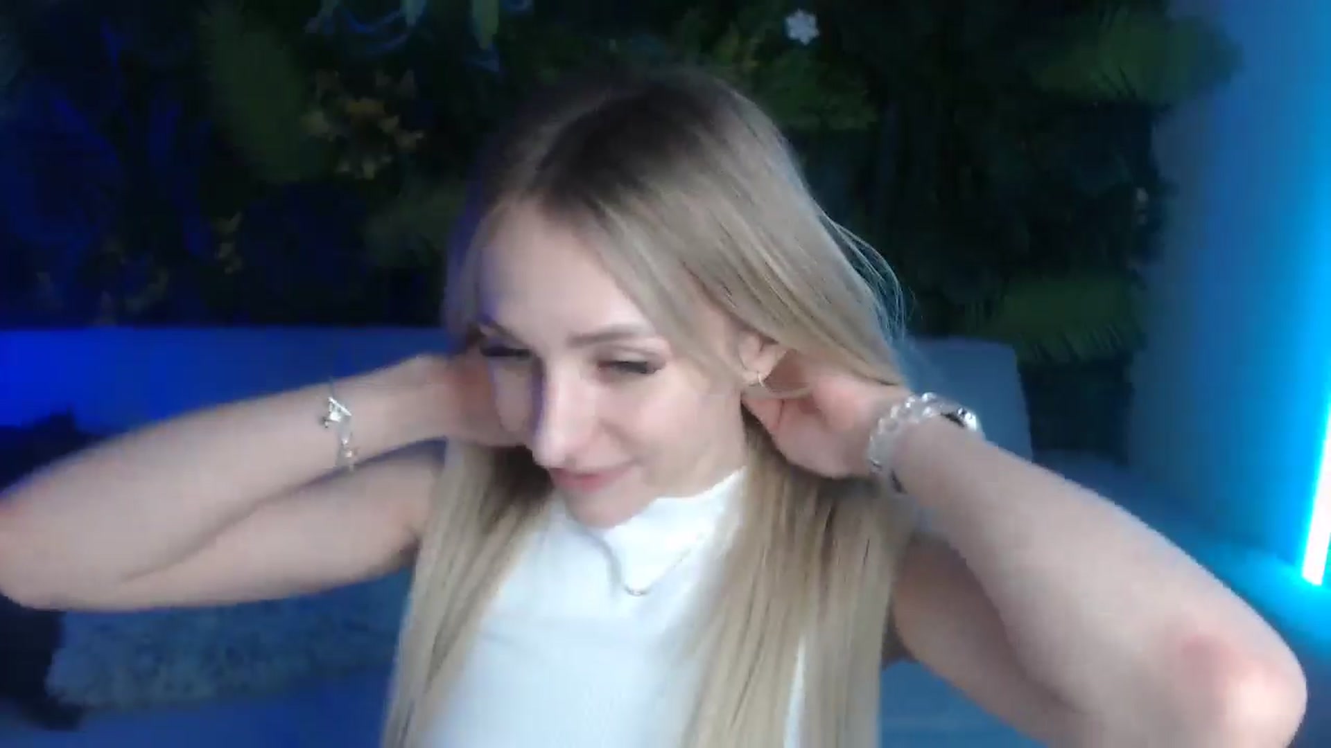 Gallery image thumbnail from Horny_Blond's myfreecams stream on, 06/07/2024, 13:51 image 13 of 20