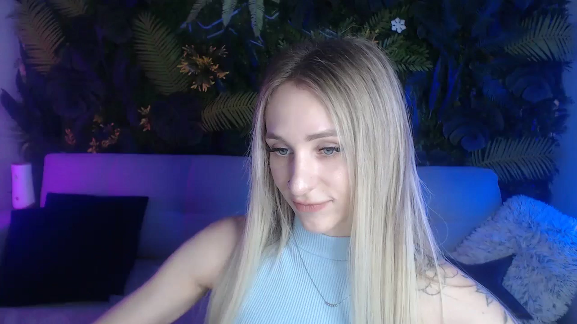Gallery image thumbnail from Horny_Blond's myfreecams stream on, 06/08/2024, 08:14 image 15 of 20
