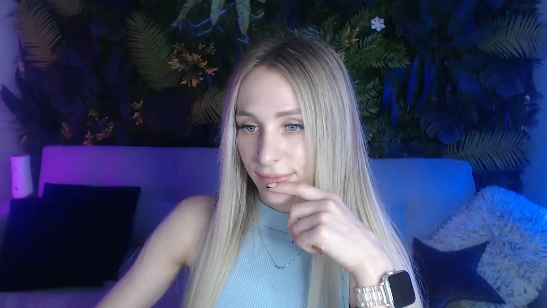 Gallery image thumbnail from Horny_Blond's myfreecams stream on, 06/08/2024, 08:14 image 3 of 20