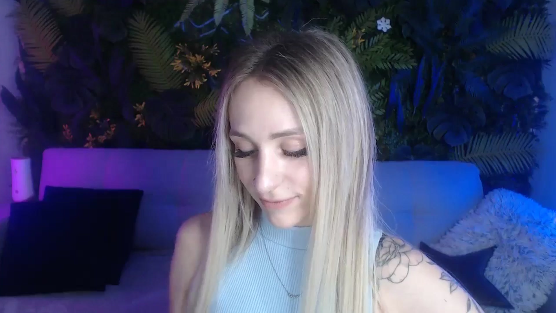 Gallery image thumbnail from Horny_Blond's myfreecams stream on, 06/08/2024, 08:14 image 16 of 20