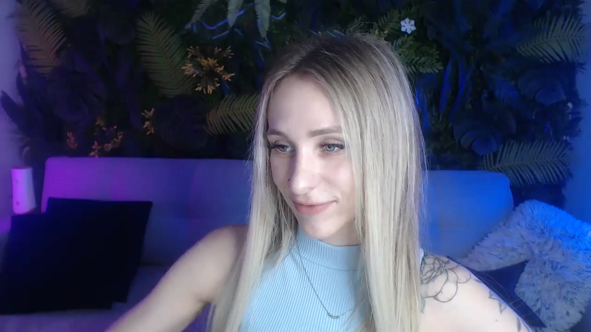 Gallery image thumbnail from Horny_Blond's myfreecams stream on, 06/08/2024, 08:14 image 12 of 20