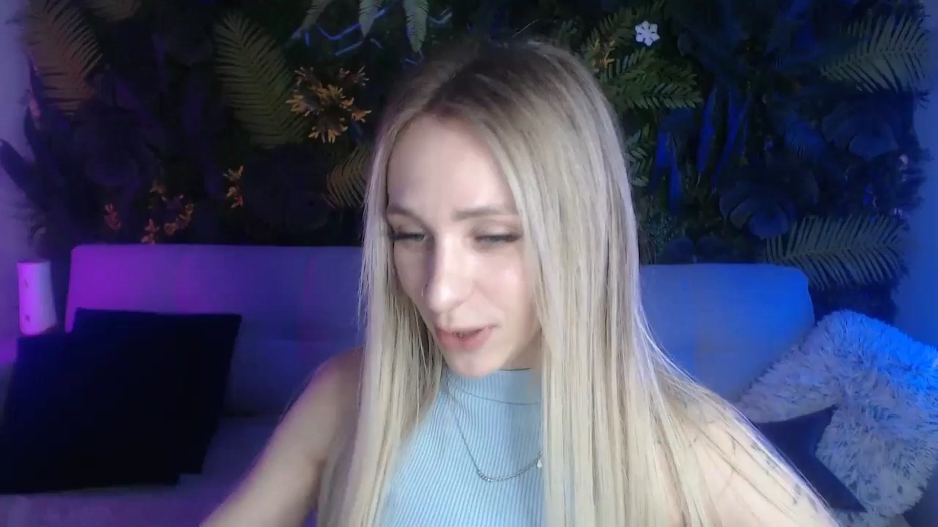 Gallery image thumbnail from Horny_Blond's myfreecams stream on, 06/08/2024, 09:21 image 1 of 20
