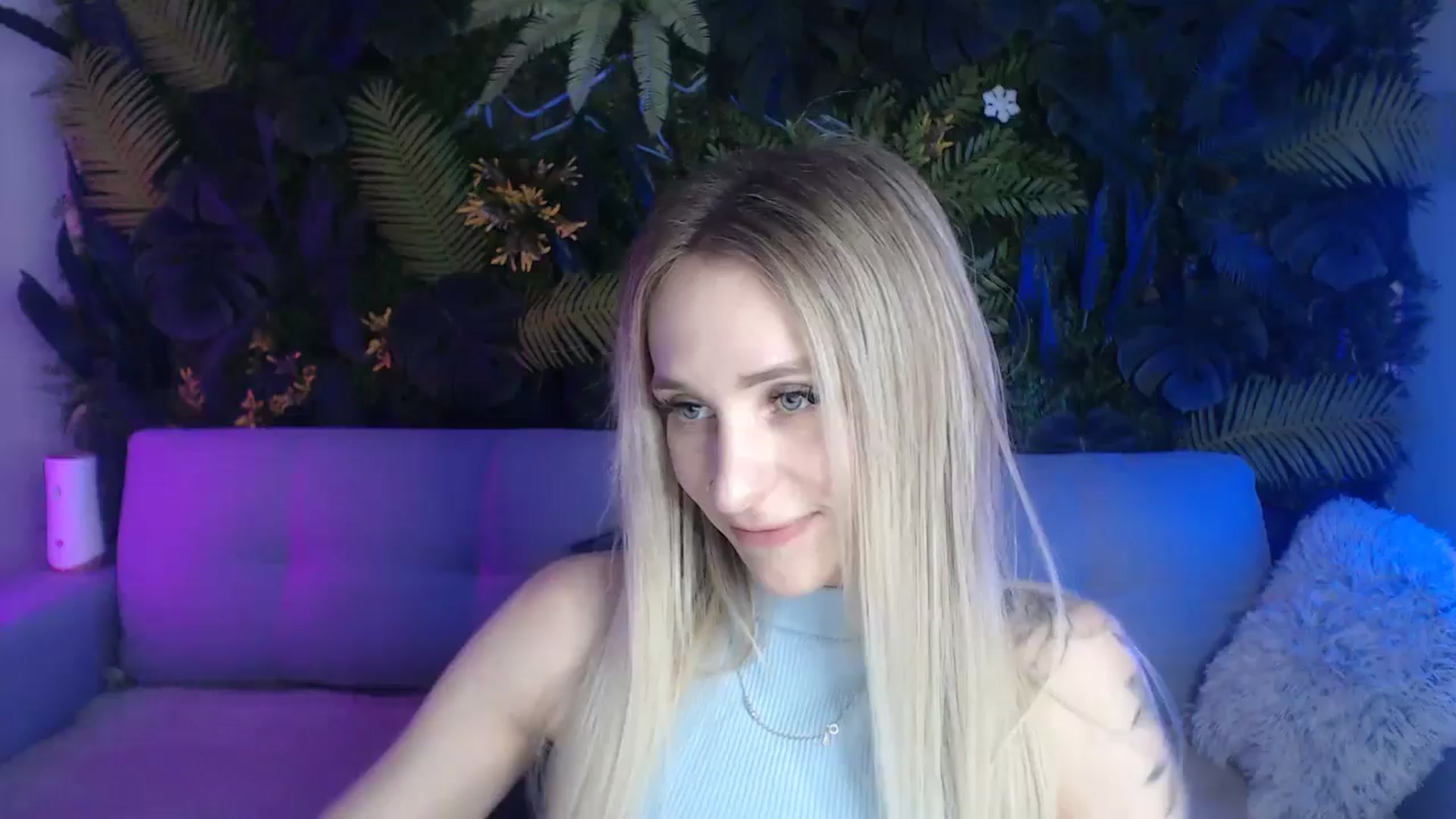 Gallery image thumbnail from Horny_Blond's myfreecams stream on, 06/08/2024, 10:12 image 12 of 20
