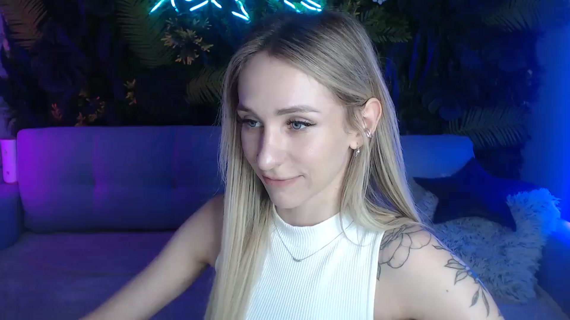 Gallery image thumbnail from Horny_Blond's myfreecams stream on, 06/09/2024, 08:27 image 10 of 20